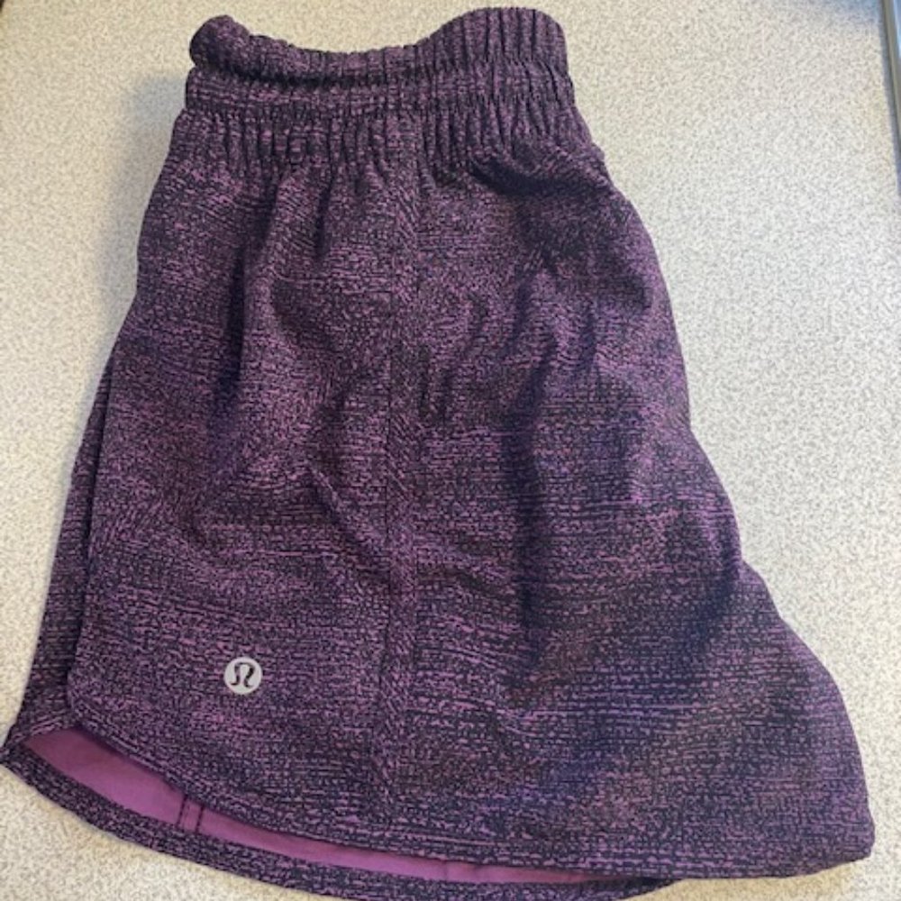 Lululemon Tracker Shorts Size 8